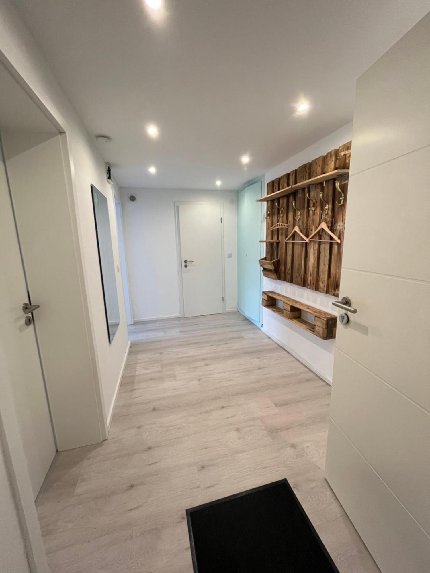בודנוורדר Moderne Ferienwohnung Mit Guter Ausstattung Und Self Checkin מראה חיצוני תמונה