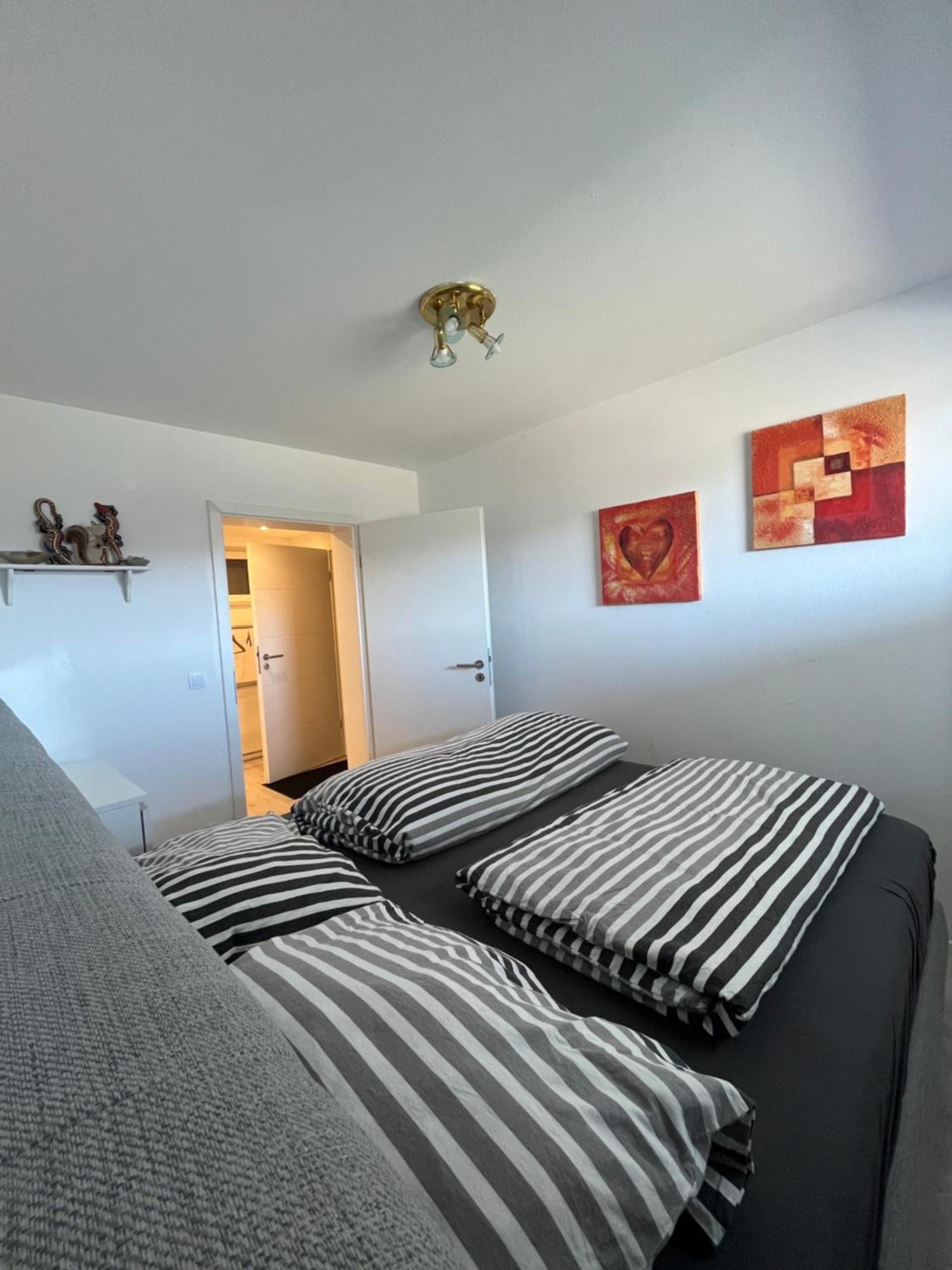 בודנוורדר Moderne Ferienwohnung Mit Guter Ausstattung Und Self Checkin מראה חיצוני תמונה